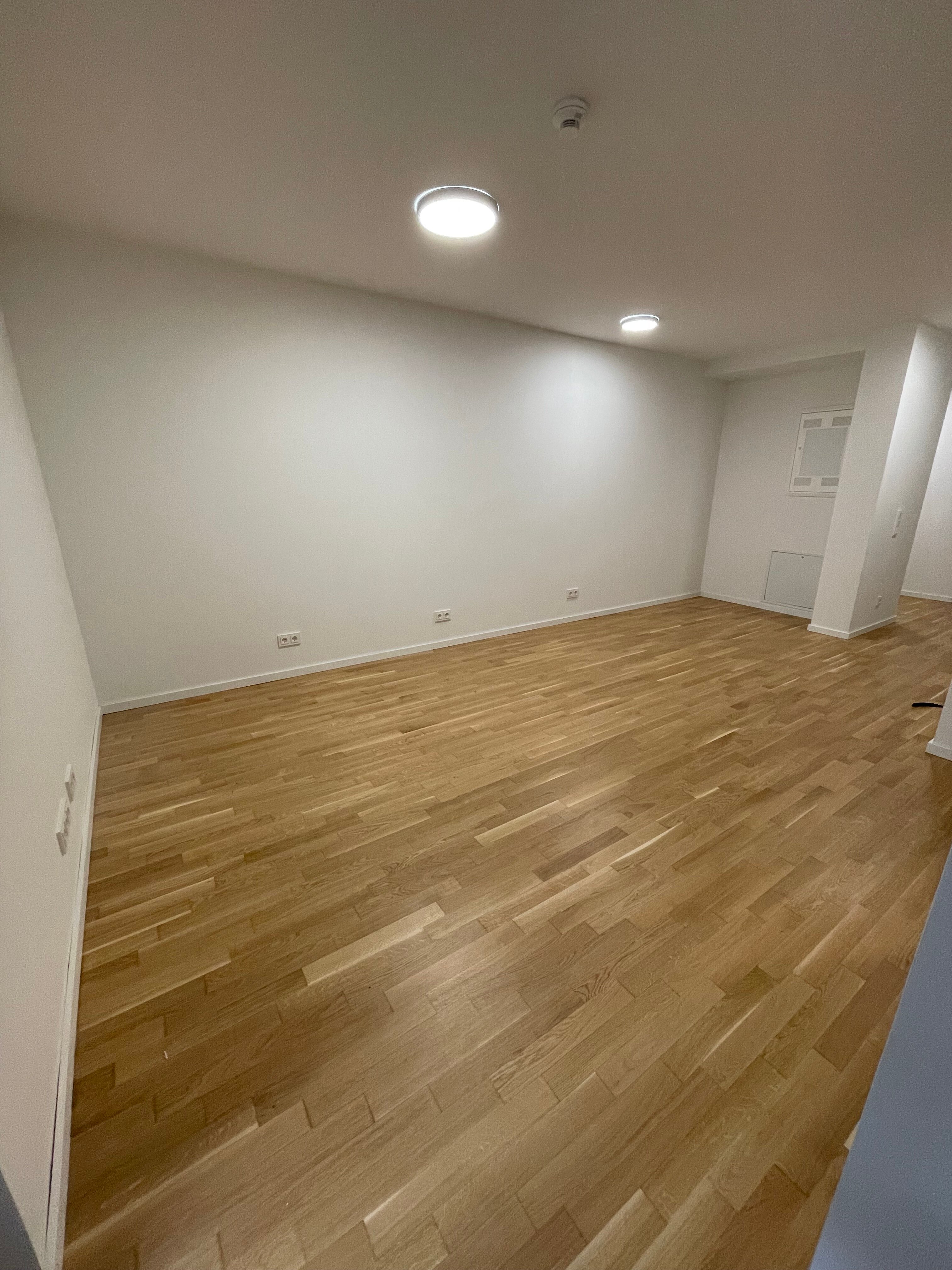 Studio zur Miete 1.104 € 1,5 Zimmer 55,6 m²<br/>Wohnfläche EG<br/>Geschoss ab sofort<br/>Verfügbarkeit Ferdinand-Happ-Straße 25 Ostend Frankfurt am Main 60306