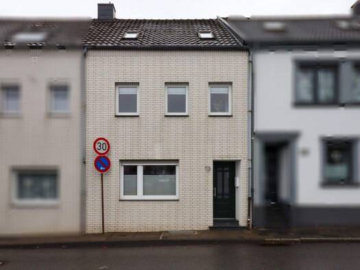 Reihenmittelhaus zum Kauf 239.000 € 5 Zimmer 128 m² 388 m² Grundstück Orken Grevenbroich 41515