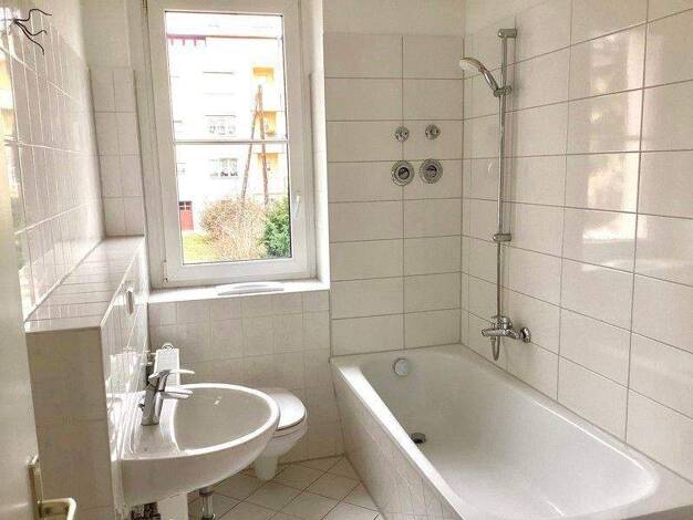 Wohnung zur Miete 454 € 3 Zimmer 71 m² frei ab 22.01.2026 Johannes-Münze-Str. 11 Cracau Magdeburg 39114
