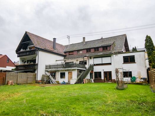 Mehrfamilienhaus zum Kauf 630.000 € 12 Zimmer 492 m² 899 m² Grundstück frei ab sofort Bad Herrenalb 76332