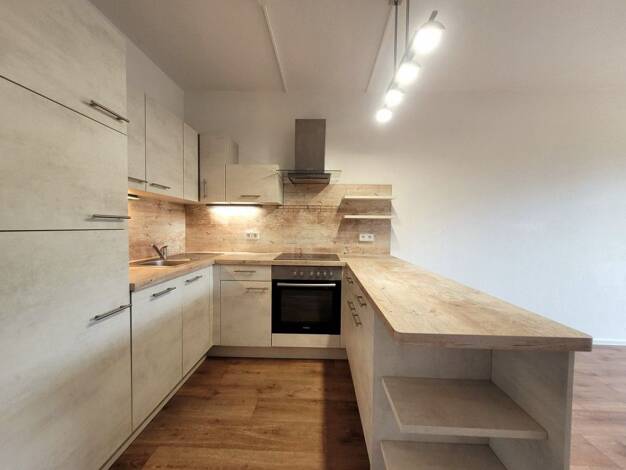 Wohnung zur Miete 369 € 3 Zimmer 56,3 m² 3. Geschoss Marie-Curie-Straße 43 Chrieschwitz Plauen 08529