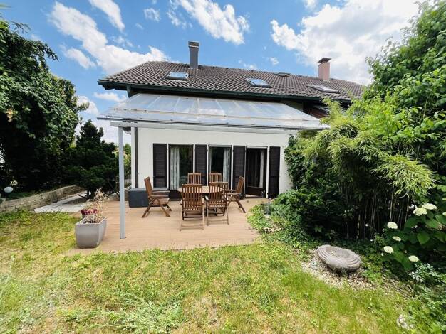 Doppelhaushälfte zum Kauf 460.000 € 4,5 Zimmer 124 m² 320 m² Grundstück frei ab sofort Nebringen Gäufelden 71126