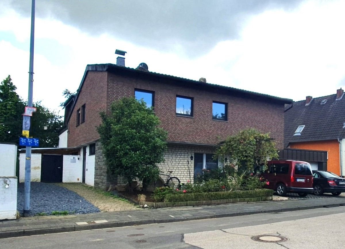 Mehrfamilienhaus zum Kauf 680.000 € 10 Zimmer 270 m²<br/>Wohnfläche 1.010 m²<br/>Grundstück Stockheim Kreuzau / Stockheim 52372