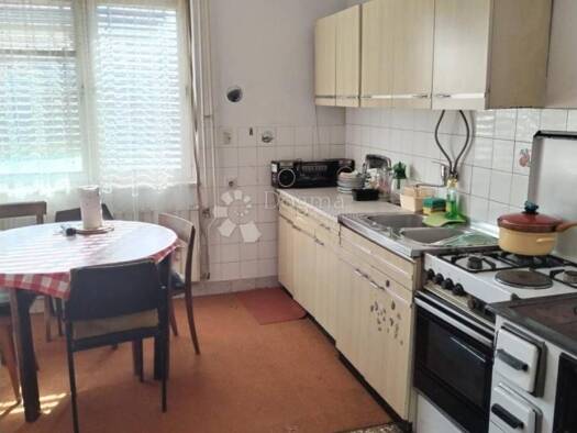 Haus zum Kauf 110.000 € 6 Zimmer 260 m² Popovic Brdo, Karlovac - Okolica Karlovac
