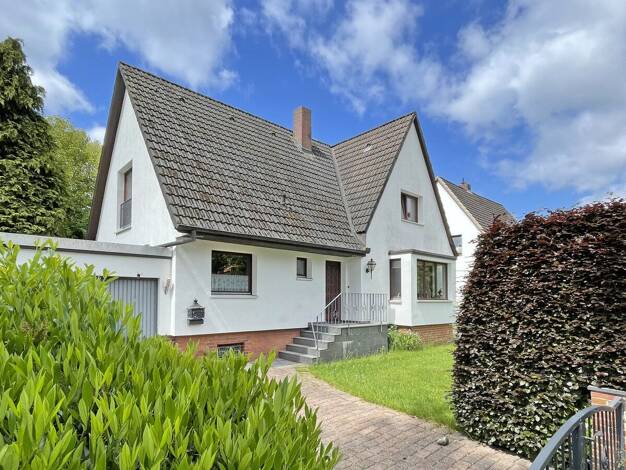 Einfamilienhaus zum Kauf 595.000 € 4,5 Zimmer 138 m² 633 m² Grundstück Sasel Hamburg 22393