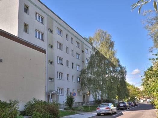 Wohnung zur Miete 379 € 3 Zimmer 60,5 m² 5. Geschoss Züricher Straße 68 Südstadt Halle (Saale) 06128