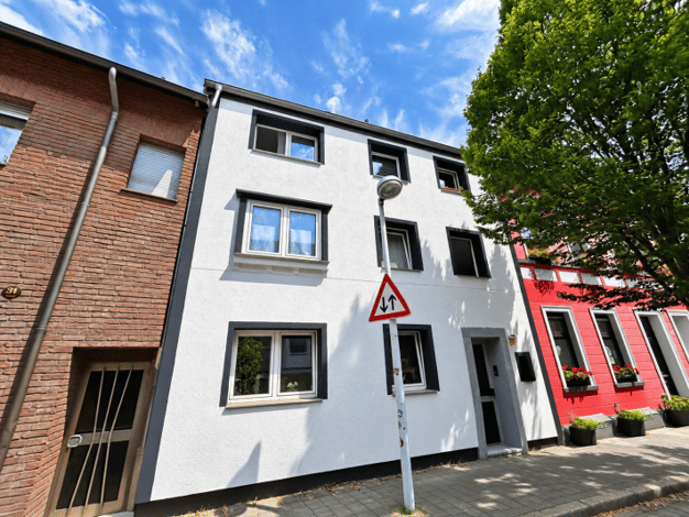 Mehrfamilienhaus zum Kauf als Kapitalanlage geeignet 485.000 € 10 Zimmer 238 m² 298 m² Grundstück Mitte Mülheim an der Ruhr 45468