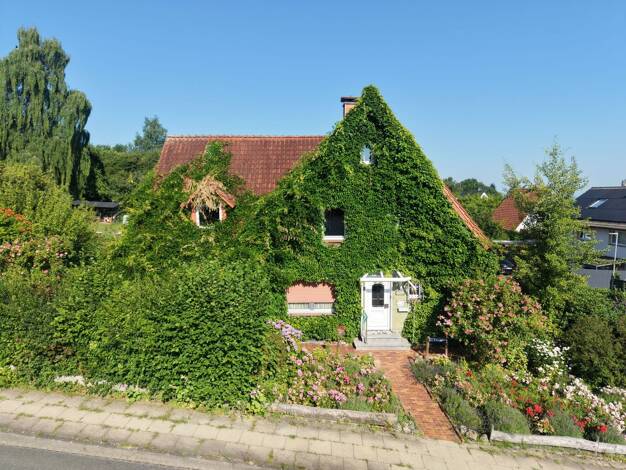 Einfamilienhaus zum Kauf 371.200 € 12 Zimmer 217,4 m² 512 m² Grundstück Hillegossen Bielefeld 33699