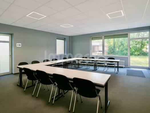 Bürogebäude zur Miete 2.340 € 117 m² Bürofläche Sachsenhausen Frankfurt am Main 60596