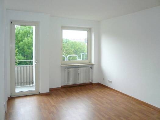 Studio zur Miete 710 € 1 Zimmer 27 m² 3. Geschoss frei ab sofort Nietzschestraße 9 Milbertshofen-Am Hart München 80807