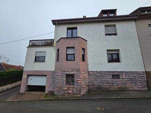 Mehrfamilienhaus zum Kauf 219.000 € 12 Zimmer 149 m² 185 m² Grundstück Quierschied 66287