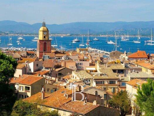 Wohnung zum Kauf 2.350.000 € 81 m² Zone Ouest Urbaine Saint-Tropez 83990