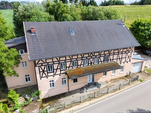 Haus zum Kauf 1.950.000 € 15 Zimmer 686 m² 1.303 m² Grundstück frei ab sofort Abens Au in der Hallertau 84072