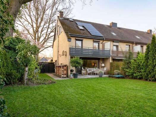 Stadthaus zum Kauf provisionsfrei 750.000 € 6 Zimmer 149 m² 406 m² Grundstück Poppenbüttel Hamburg 22399