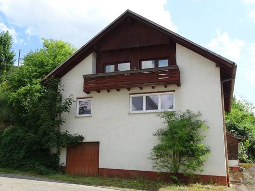Einfamilienhaus zum Kauf 110.000 € 3 Zimmer 80 m² 400 m² Grundstück frei ab sofort Dillendorf Bonndorf im Schwarzwald 79848