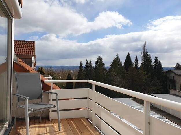 Wohnung zur Miete 385 € 2 Zimmer 55 m² 2. Geschoss frei ab 01.06.2026 Marienthal Zwickau 08060