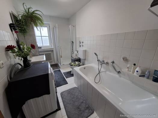 Wohnung zum Kauf 249.000 € 4 Zimmer 106 m² Bogen Bogen 94327