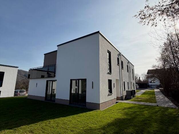 Doppelhaushälfte zum Kauf 389.000 € 5 Zimmer 140 m² 250 m² Grundstück frei ab sofort Breitackerstraße 10 Wallau Biedenkopf 35216