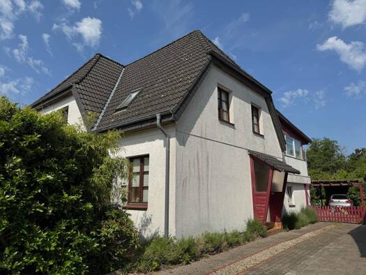 Doppelhaushälfte zum Kauf 349.000 € 5 Zimmer 123,2 m² 881 m² Grundstück Schleswig 24837