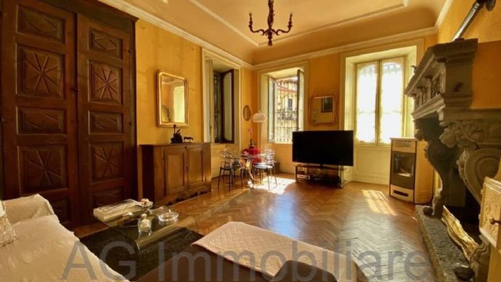 Villa zum Kauf 1.480.000 € 8 Zimmer 580 m² 900 m² Grundstück frei ab sofort Verbania 28921