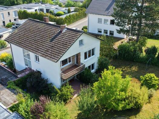 Einfamilienhaus zur Miete 1.800 € 6 Zimmer 190 m² Amberg Amberg 92224