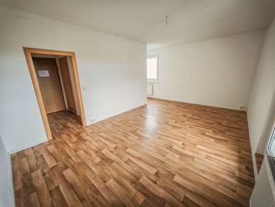 Wohnung zur Miete 208 € 1 Zimmer 35 m² 5. Geschoss frei ab sofort Marie-Curie-Straße 1 Chrieschwitz Plauen 08529