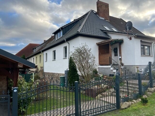 Reihenendhaus zum Kauf 209.000 € 5 Zimmer 120 m²<br/>Wohnfläche 1.950 m²<br/>Grundstück Holzendorf Nordwest Uckermark 17291