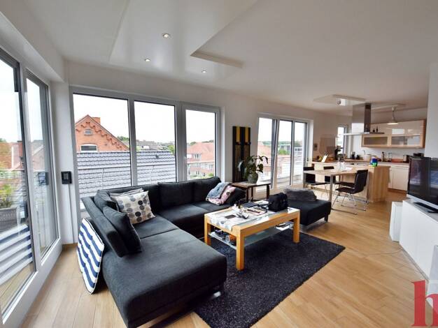 Penthouse zur Miete 1.050 € 3 Zimmer 108,6 m² 3. Geschoss frei ab 01.10.2026 Lohne Lohne 49393