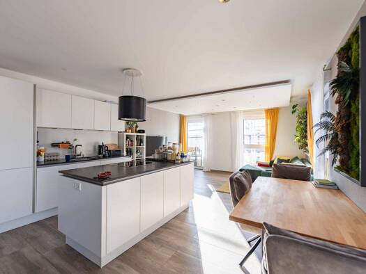 Wohnung zum Kauf 374.000 € 2 Zimmer 59,8 m² 4. Geschoss Bahnhofstraße 50 Kempten Kempten (Allgäu) 87435