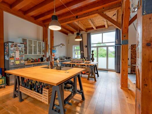 Haus zum Kauf 1.200.000 € 7 Zimmer 347 m² 8.013 m² Grundstück Altenritte Baunatal 34225