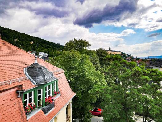 Villa zum Kauf 12 Zimmer 368 m² 1.308 m² Grundstück Schloßstraße West Rudolstadt 07407