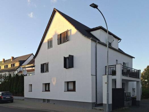 Mehrfamilienhaus zum Kauf als Kapitalanlage geeignet 890.000 € 17 Zimmer 213,1 m² 458 m² Grundstück Friedberg Friedberg 61169