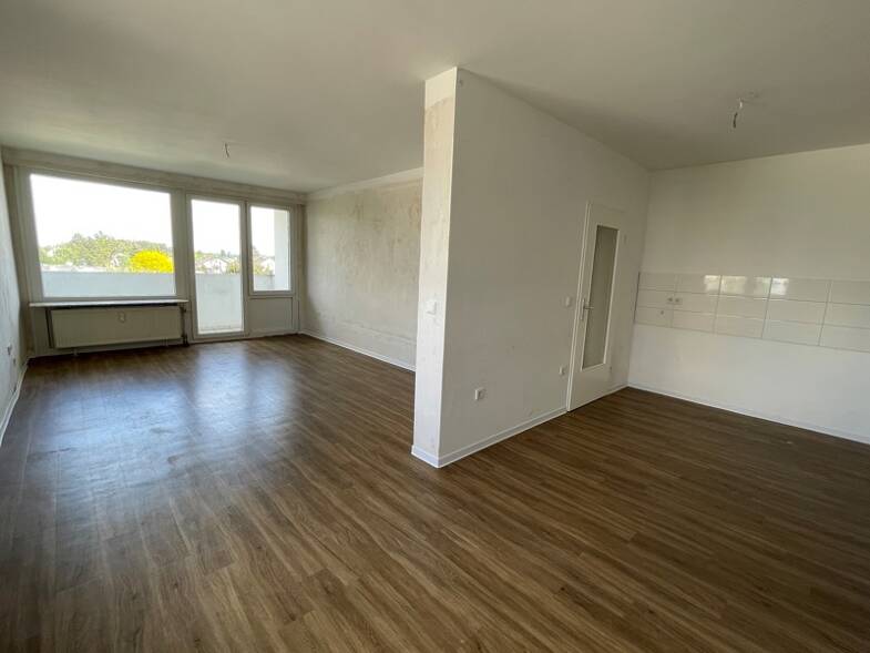 Wohnung zur Miete 692 € 3 Zimmer 76,8 m² 3. Geschoss frei ab 02.06.2025 Odenwaldstr. 2 Heusenstamm Heusenstamm 63150
