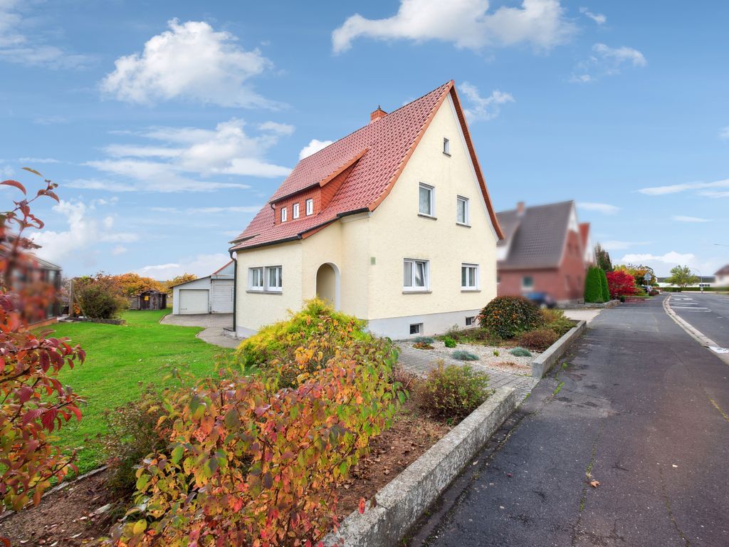 Mehrfamilienhaus zum Kauf 299.900 € 7 Zimmer 141,5 m²<br/>Wohnfläche 1.486 m²<br/>Grundstück Poppenroth Bad Kissingen - Poppenroth 97688