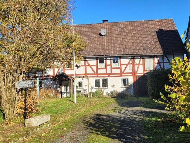 Mehrfamilienhaus zum Kauf 119.000 € 10 Zimmer 295 m² 1.250 m² Grundstück frei ab sofort Lödingsen Adelebsen 37139