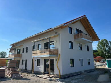 Wohnung zur Miete - Neubau 1.550 € 5 Zimmer 141,2 m² EG frei ab 01.07.2025 Kirchensurer Str. 21 Kammer Amerang 83123