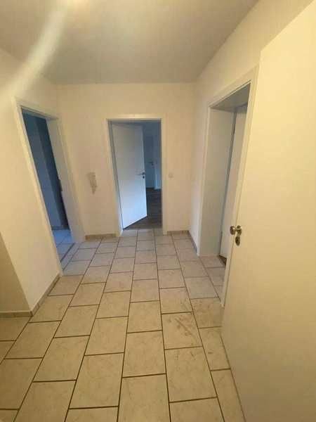 Wohnung zur Miete 700 € 5 Zimmer 113 m²<br/>Wohnfläche ab sofort<br/>Verfügbarkeit Albstraße 7 Mutlangen Mutlangen 73557