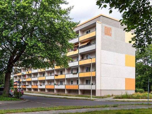 Wohnung zur Miete 382 € 3 Zimmer 58,7 m² 1. Geschoss frei ab 16.04.2026 Hainstraße 26 Sandow Cottbus 03042