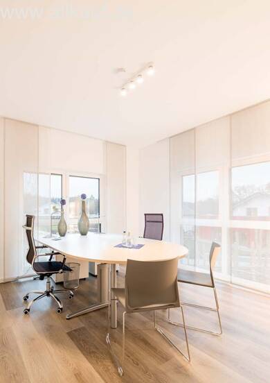Bürofläche zur Miete provisionsfrei 8 Zimmer 370 m² Bürofläche Oberkochen 73447