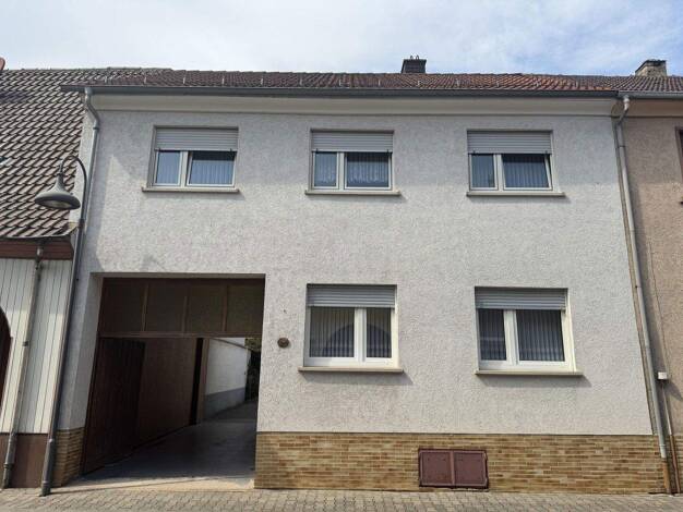Einfamilienhaus zum Kauf provisionsfrei 370.000 € 5 Zimmer 148,4 m² 381 m² Grundstück Engelstraße 6 Philippsburg 76661