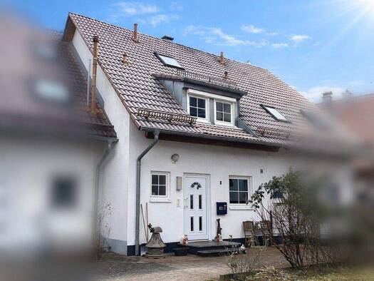Reihenmittelhaus zum Kauf 369.000 € 4 Zimmer 102 m² 119 m² Grundstück Altenstadt 89281