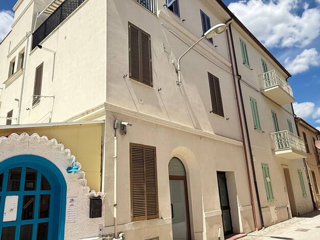 Penthouse zum Kauf 550.000 € 3 Zimmer 80 m² 3. Geschoss Follonica 58022