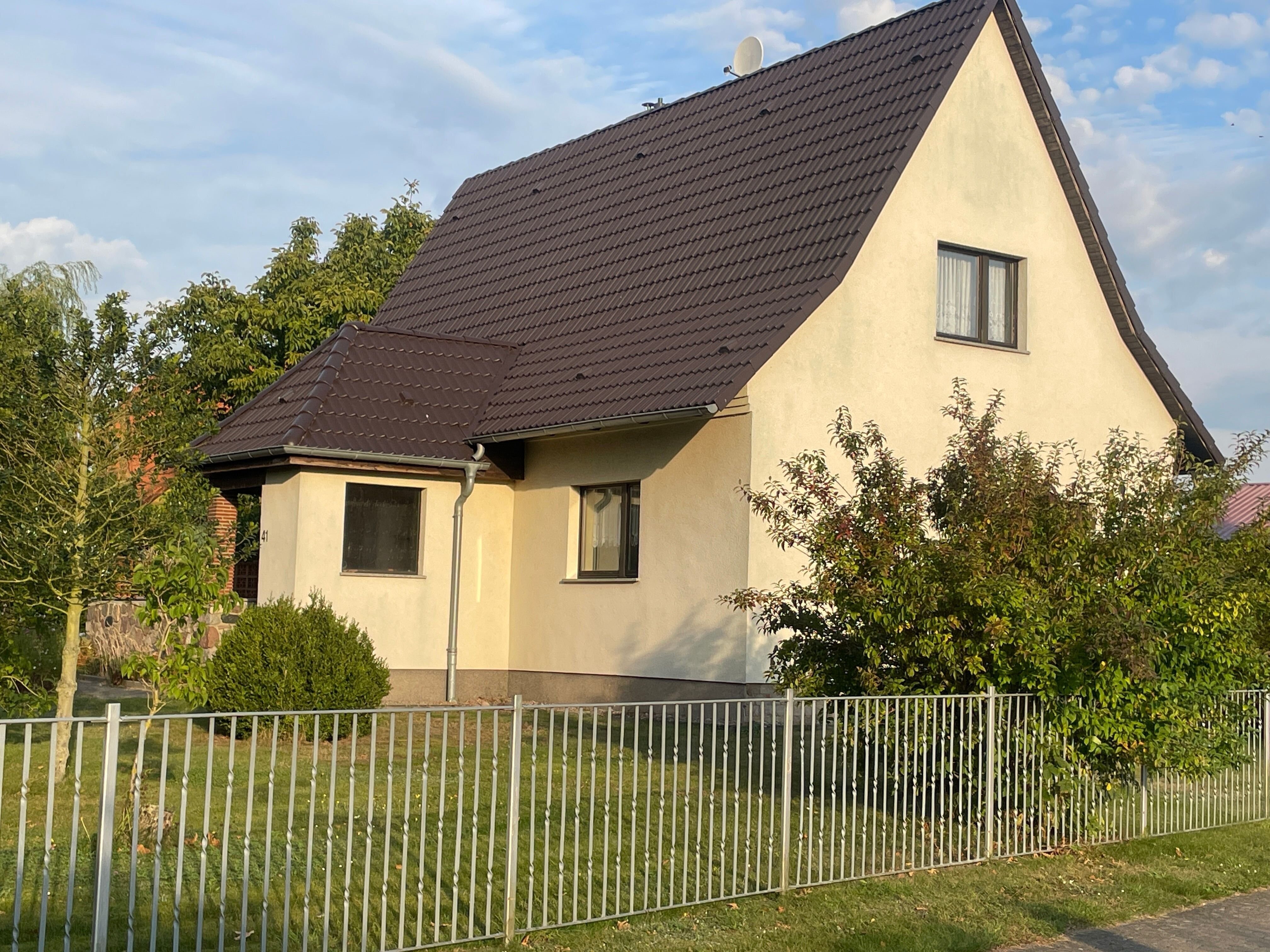 Einfamilienhaus zum Kauf 224.500 € 4 Zimmer 130 m²<br/>Wohnfläche 1.267 m²<br/>Grundstück ab sofort<br/>Verfügbarkeit Katzow Katzow 17509