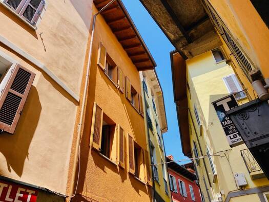 Stadthaus zum Kauf 480.000 € 9 Zimmer 280 m² frei ab sofort Verbania