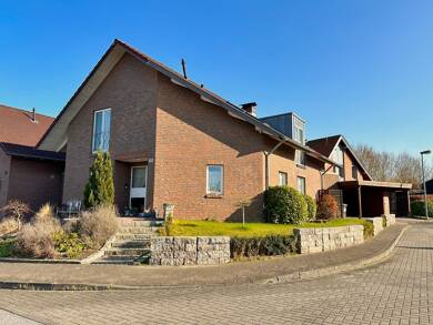 Einfamilienhaus zum Kauf 699.000 € 7 Zimmer 210 m² 445 m² Grundstück frei ab 01.11.2025 Selmsdorf Selmsdorf 23923