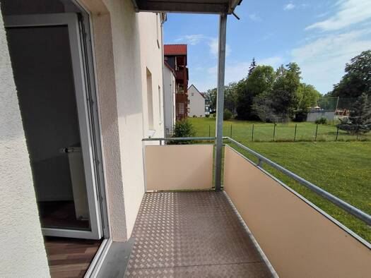 Wohnung zur Miete 400 € 4 Zimmer 74,9 m² EG frei ab sofort Friedensstraße 9 Tröglitz Elsteraue 06729