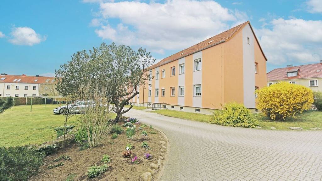 Wohnung zum Kauf 92.000 € 3 Zimmer 67 m² EG Dessau-Roßlau 06862