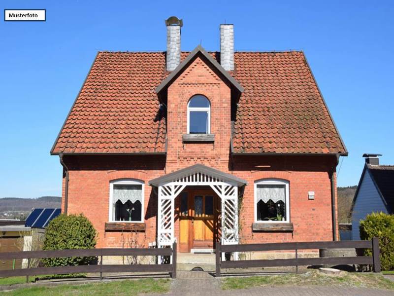 Haus zum Kauf provisionsfrei 70.000 € 694 m²<br/>Grundstück Groß Pinnow Hohenselchow-Groß Pinnow 16306