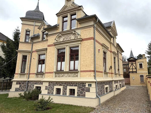 Bürogebäude zur Miete provisionsfrei 8,69 € 14 Zimmer 222 m² Bürofläche Lusan Gera 07551