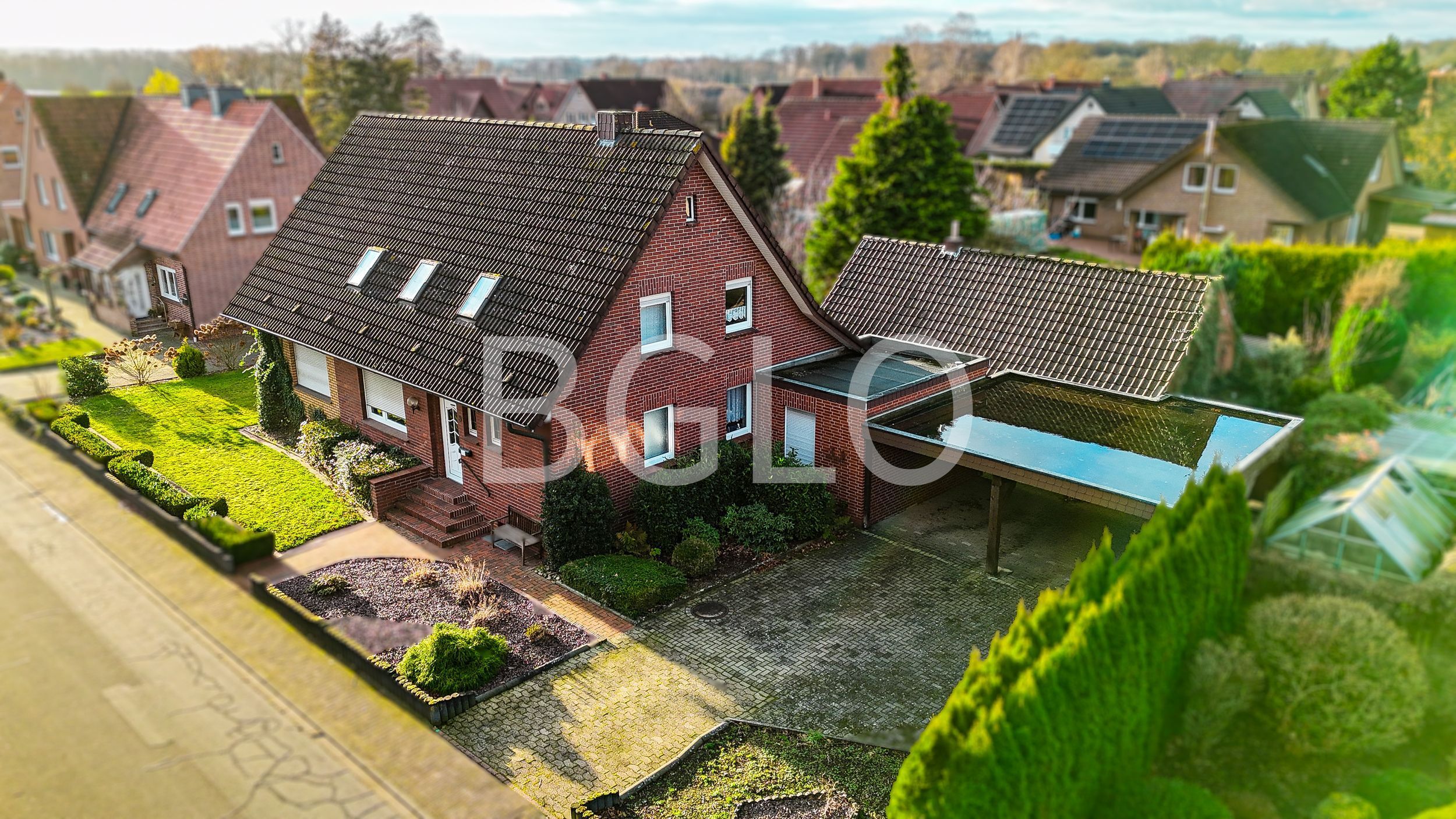 Einfamilienhaus zum Kauf 209.000 € 8 Zimmer 180 m²<br/>Wohnfläche 1.425 m²<br/>Grundstück Bersenbrück Bersenbrück 49593